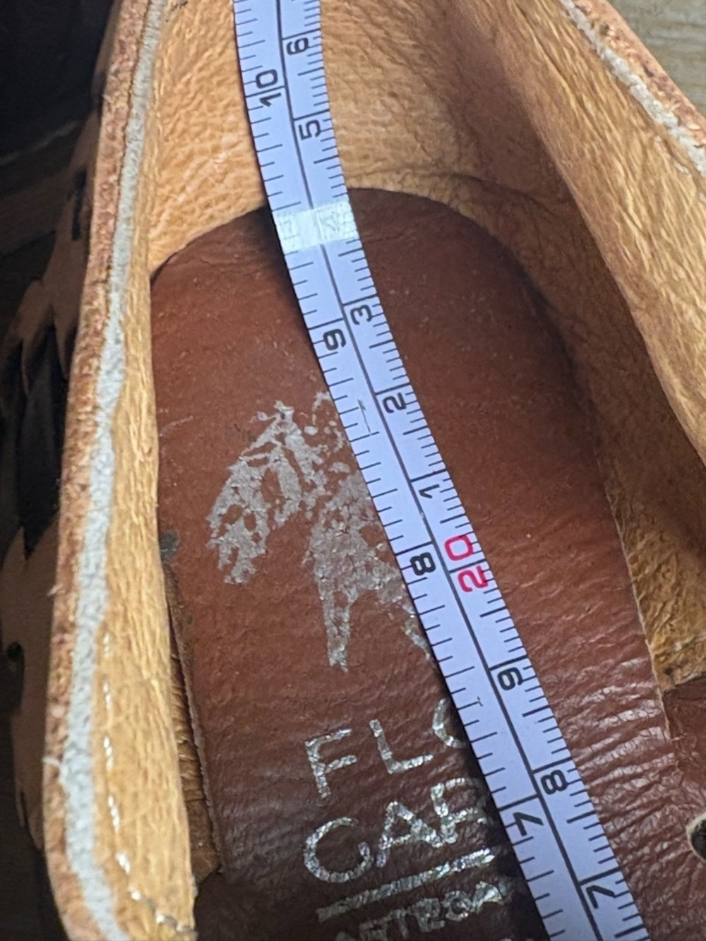 Flo Garo Two-Tone Brown Woven Leather Women’s Moccasins size
7.5 - Picture 10 of 12